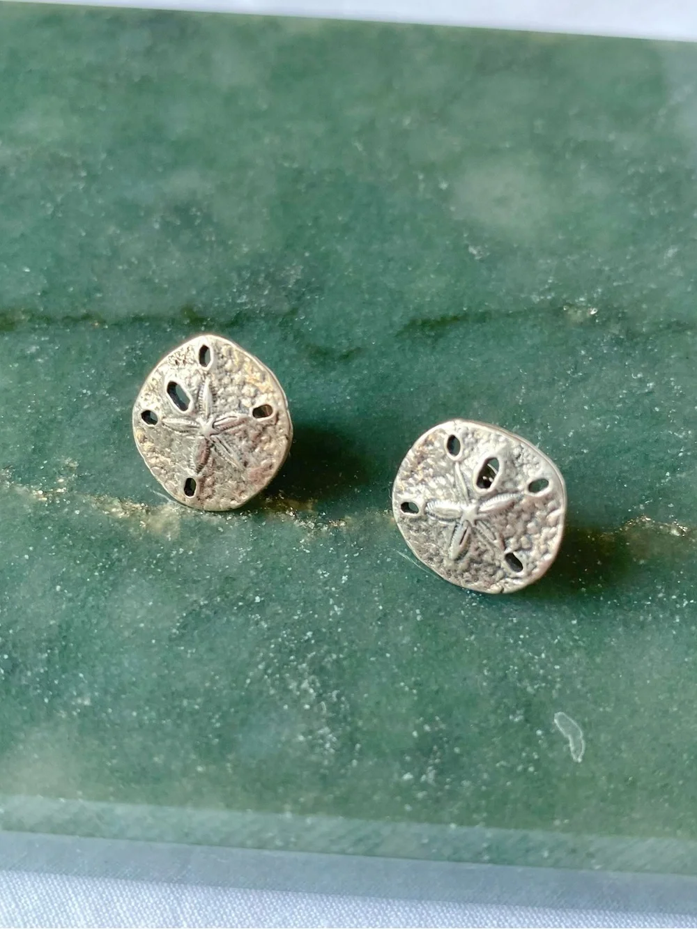 James Avery Vintage Sand Dollar Sterling Studs
